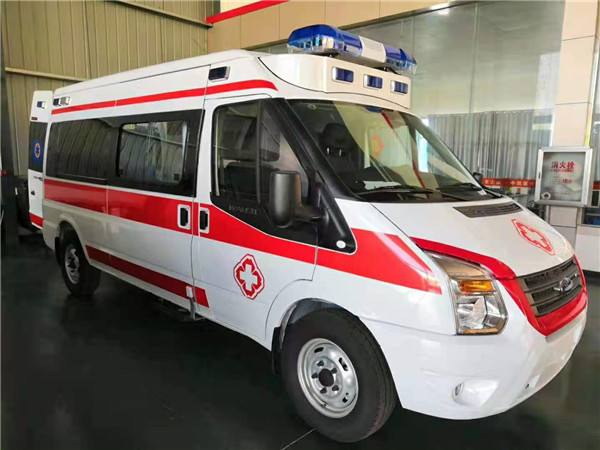 东辽县福特V362救护车